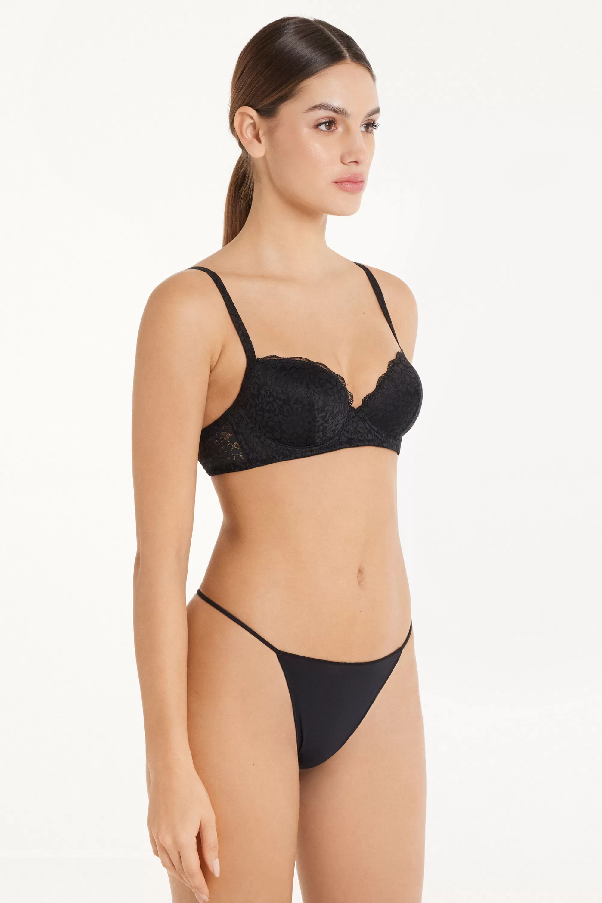 Flash Sale Reggiseno Balconcino Leggermente Imbottito In Pizzo Riciclato Wien - Balconcino - Donna | Invisibile | Completi intimi