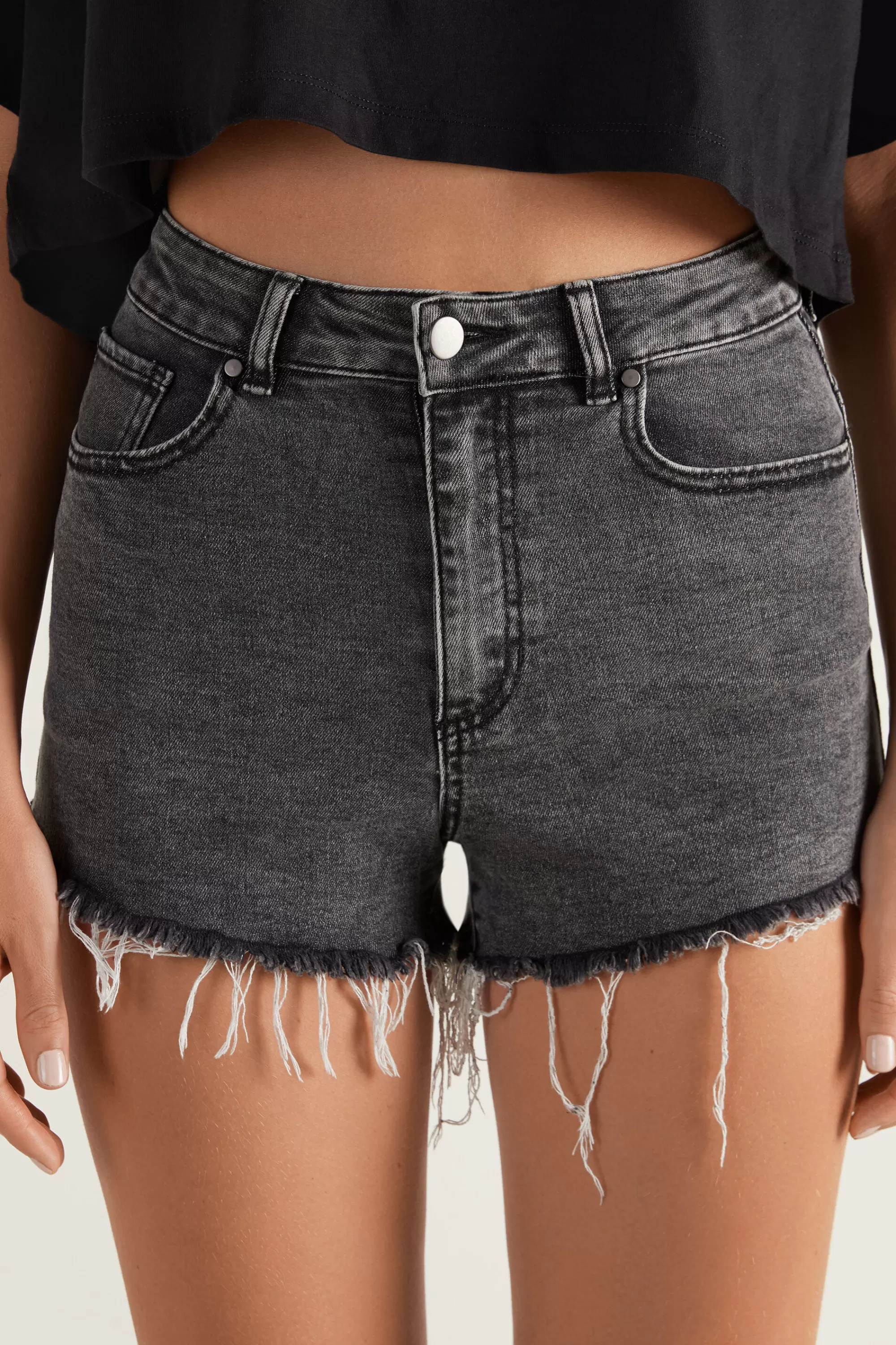 Online Short Alto In Denim Sfrangiato - Shorts - Donna | Shorts | Jeans