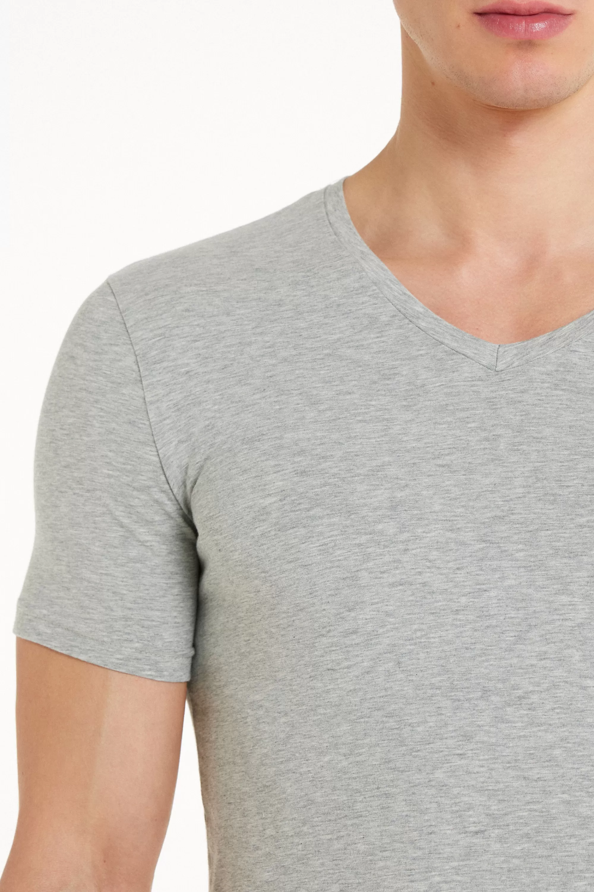 Fashion T-shirt Scollo A V In Cotone Elasticizzato - T-shirt E Magliette - Uomo | T-shirt e Magliette